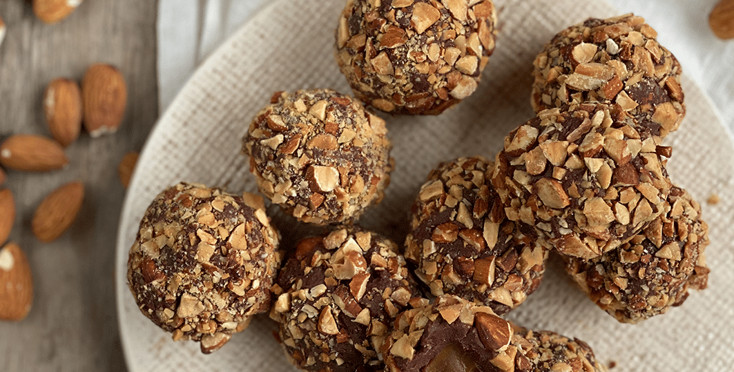 Trufas-de-te-amaretto-y-manjar